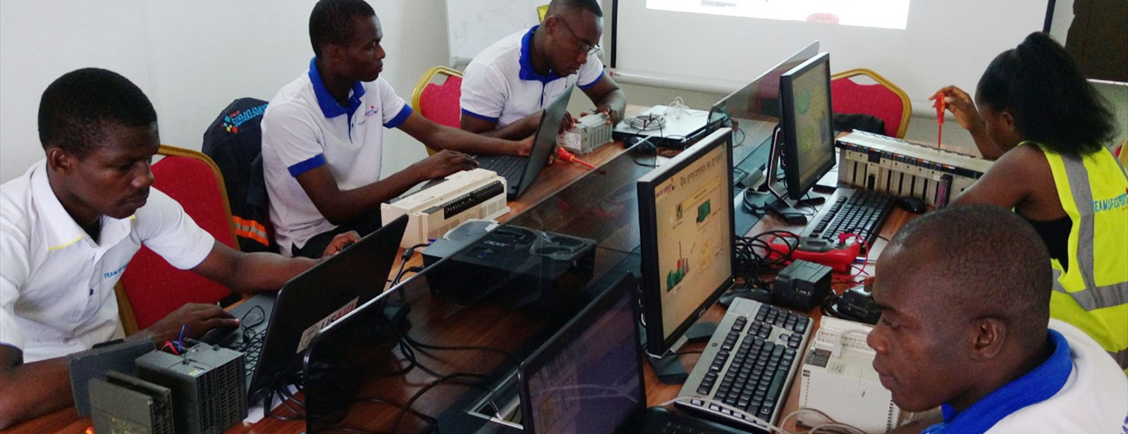 NOS FORMATIONS SONT 100%  PRATIQUES ET AGREEES